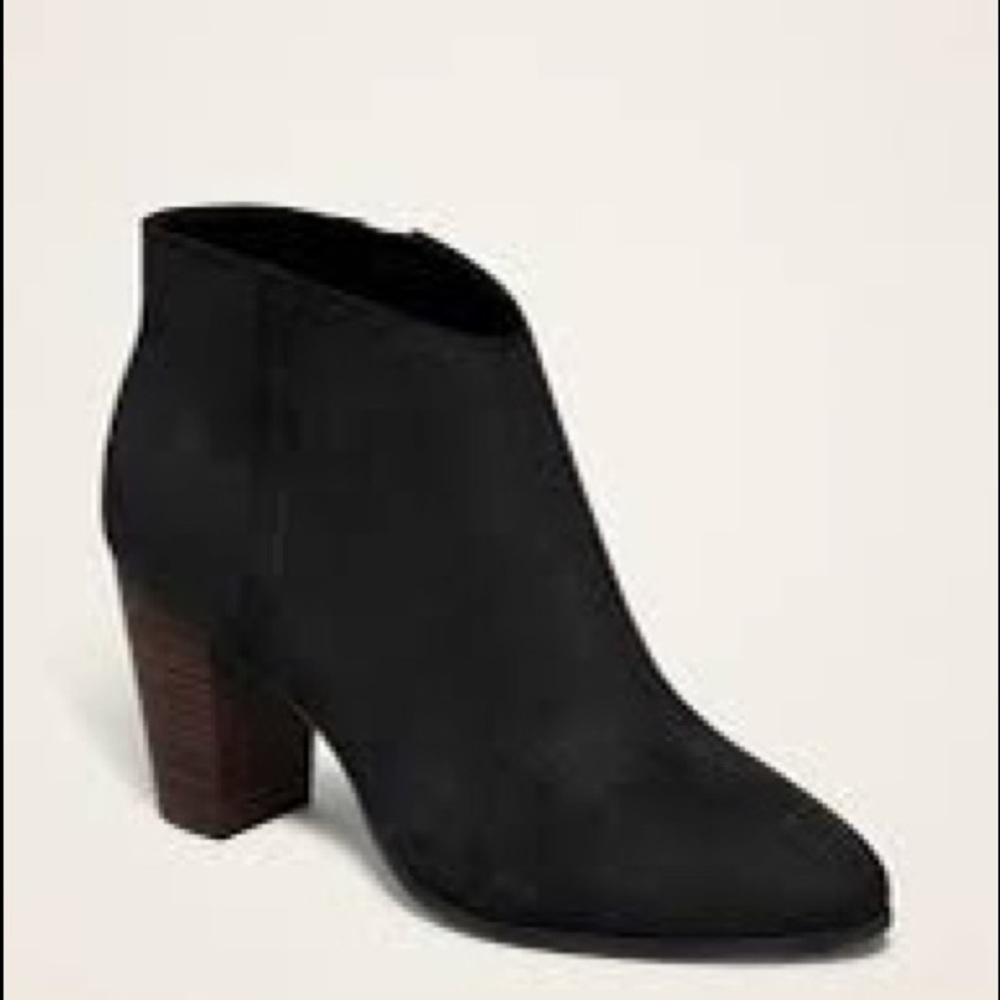 Faux Suede Ankle Boot 💜2/20$💜